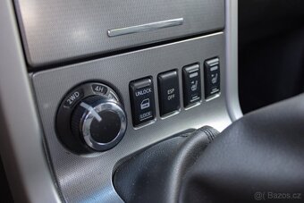 Nissan Navara 2.5dCi 4x4 long /aj na splátky/ - 16