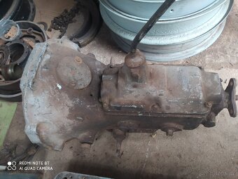 Díly na předválečné Mercedesy - 16