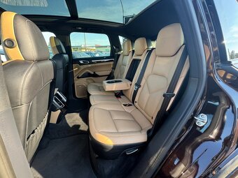 Porsche Cayenne PLATINUM 4X4 3,6i 220 KW DPH - 16
