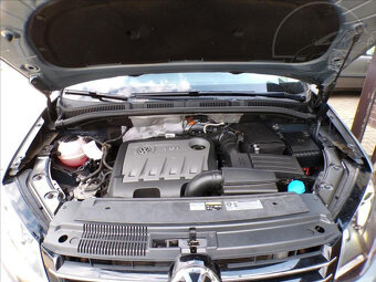 Volkswagen Sharan 2,0 TDI 130kW BMT Highline PANORAMA - 16