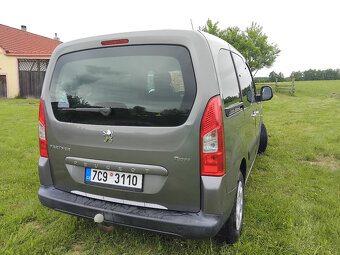 Peugeot Partner 1,6HDI 68kw 7 míst - 16