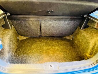 VOLKSWAGEN POLO 1.4 TDi NAFTA KLIMA, CENTRÁL - 16