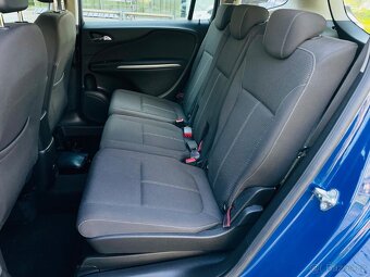 OPEL ZAFIRA TOURER 1.6CDTi MANUÁL LED KAMERA VÝHŘEV SERVISKA - 16