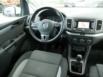 Volkswagen Sharan 2.0 TDi 103kW Life,2xkola,serviska - 16