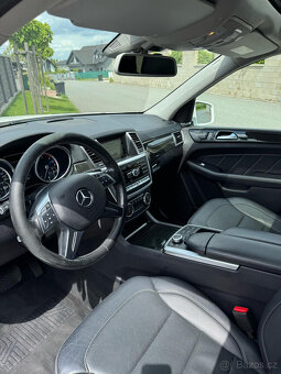 MERCEDES BENZ GL 350CDi 4MATIC ČR - 16