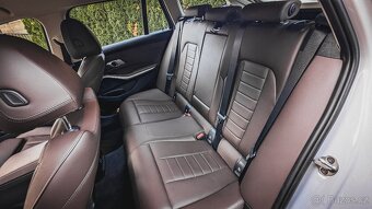 BMW 330e touring xdrive - 16