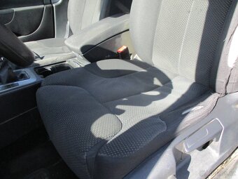 VW PASSAT 1,9TDI 77kw Tažné Klima 05/2007 CZauto - 16