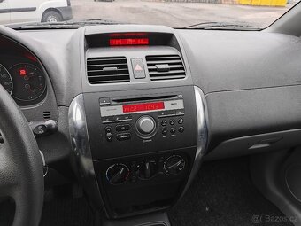 Suzuki SX4 - 16