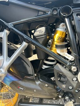 BMW R1250 GS (výroční edice 40 let GS) - 16
