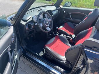 Mini Cabrio 1,6i 85 kw rok 2006 - 16