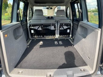 VW Caddy 1,9 TDi Aut.Klima, Tažné, AKU - 16