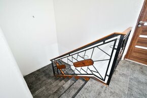 Prodej rodinného domu, 132 m2, garáž, zahrada - Vracovice - 16