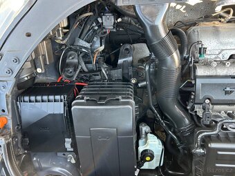 VW GOLF PLUS VI 1.4 MPI SERVISNÍ KNIHA - 16