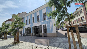 Pronájem obchodních prostor, 121 m2, Kladno, ul. Komenského - 16