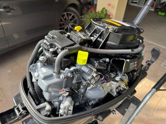 Loď- motorový gumotextilní člun s příslušenstvím - 16