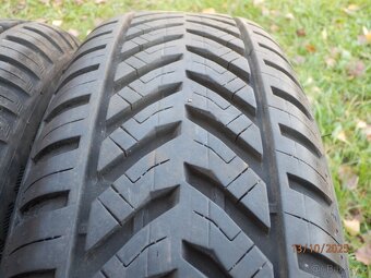 4xObutá Celoroční sada na ŠKODA FABIA 1  165/70 R14  4x7,4MM - 16