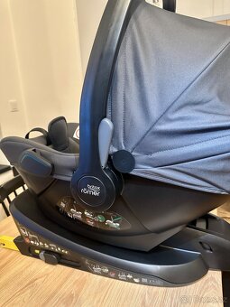 Britax Römer Baby Safe Core + Isofix - 16