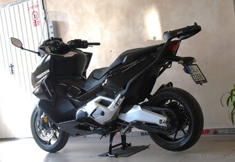 Honda Forza 750 - PŮVOD ČR,1.maj,DPH,serviska,krásný stav - 16