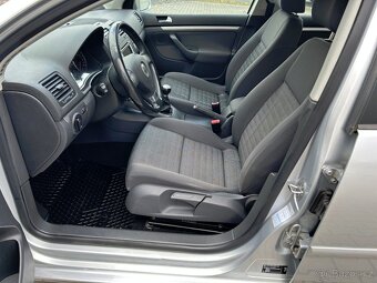 Volkswagen Golf 1.6 MPi - 16