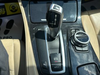 BMW 525D 3.0d 2010 - 16
