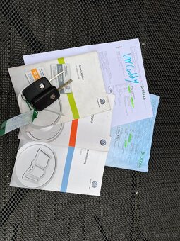 VW Caddy 2,0TDi 103KW 5 míst,2x šoup,climatr,vč.DPH - 16