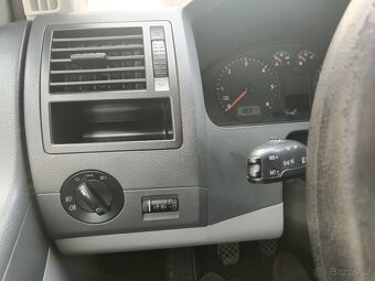 VW Caravelle Long T5 2.5TDi 96kW BNZ, 470tkm, 2008 - 16