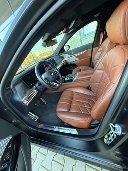 BMW rad7  M760e XDrive 420kw / (571 hp) - 16