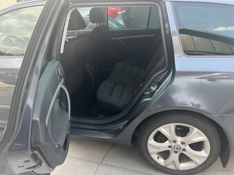 ŠKODA OCTAVIA II 1.6 TDI 77KW 4X4 PDC,TAŽNÉ,PO SERVISE,PNEU - 16