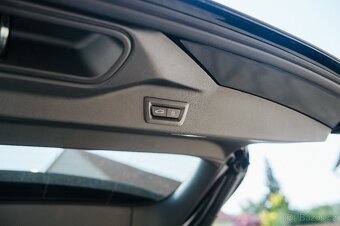 BMW X5 xDrive30d G05, najeto pouze 9tis. km, DPH - 16