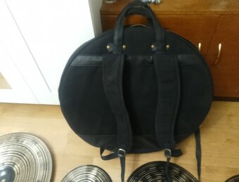 Činelová sada Meinl Classics Custom Dark - 16