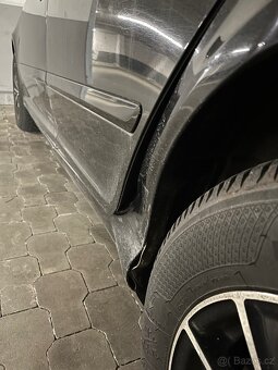 Škoda Octavia II 1.6 TDI lehce bouraná, plně pojízdná - 16