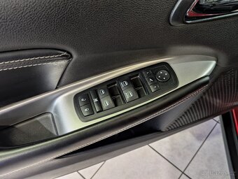 Fiat Freemont 2.0JTD 7MÍST, BLACK CODE, KAMERA - 16