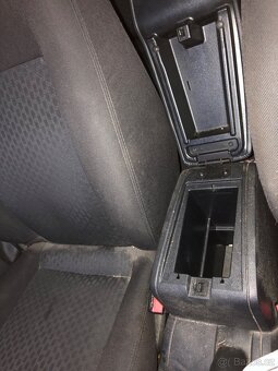 Ford Mondeo 1.8 - 16