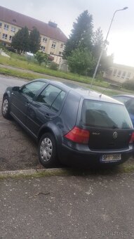 Volkswagen Golf - 16