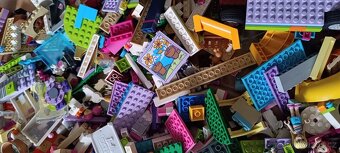 Obrovská krabice Lego Friends, Lego Dots - 16