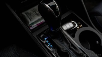 Hyundai Tucson 1.7 CRDi Premium 7DCT - 16