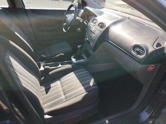 Ford Focus 1.6i 74 kW, r.v. 2008, naj. 192.064km - 16