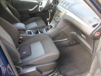 Ford S-MAX 2.0 TDCi 103 kW LED NAVIGACE  servisní kiha - 16