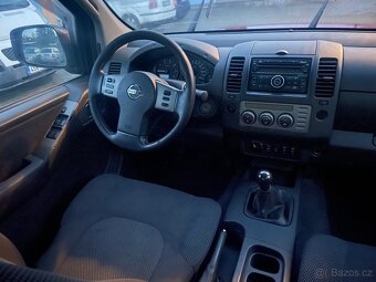 Nissan Navara Double-Cab 2.5DCi 126kw 2009 slušný stav - 16