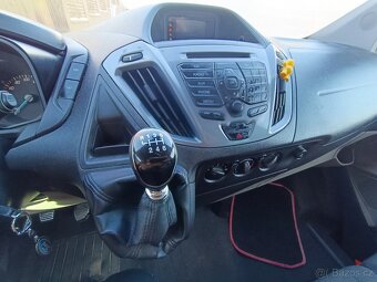 Ford Tourneo Custom 2.2TDCi 92 kW,9 míst - 16