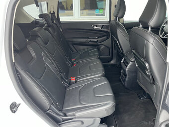 Ford S-MAX 2,0 TDCi LED Titanium AT 7míst - 16