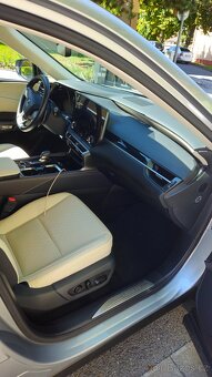 Lexus RX 450h+ - 16