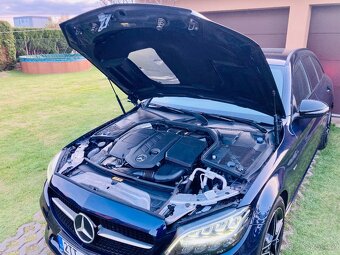 Mercedes Benz C 220d AMG Line Night Ed 9G Virtual Burmester - 16