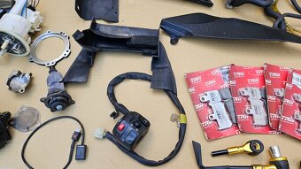 Náhradní díly Yamaha R1 07-08 - 16