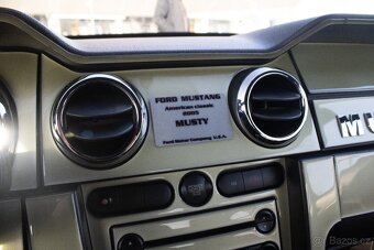 Ford Mustang 155kW (2004) V6 - 16