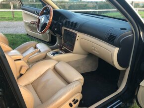 Volkswagen Passat 4.0i W8 - 16