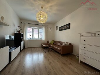 Exkluzivní prodej ŘRD 5+1 (285 m2) Šafaříkova, Chomutov - 16