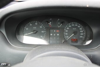 Renault Mégane, 1,6i 79KW, STK 7/2026, r.v. 2000 - 16