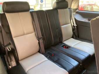 Chevrolet Tahoe - 16
