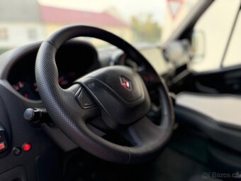 Renault Master 2.3 107kw Odtahovy špeciál nová STK/EK - 16